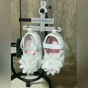Laura Ashley Size 3 Baby Girl Shoes